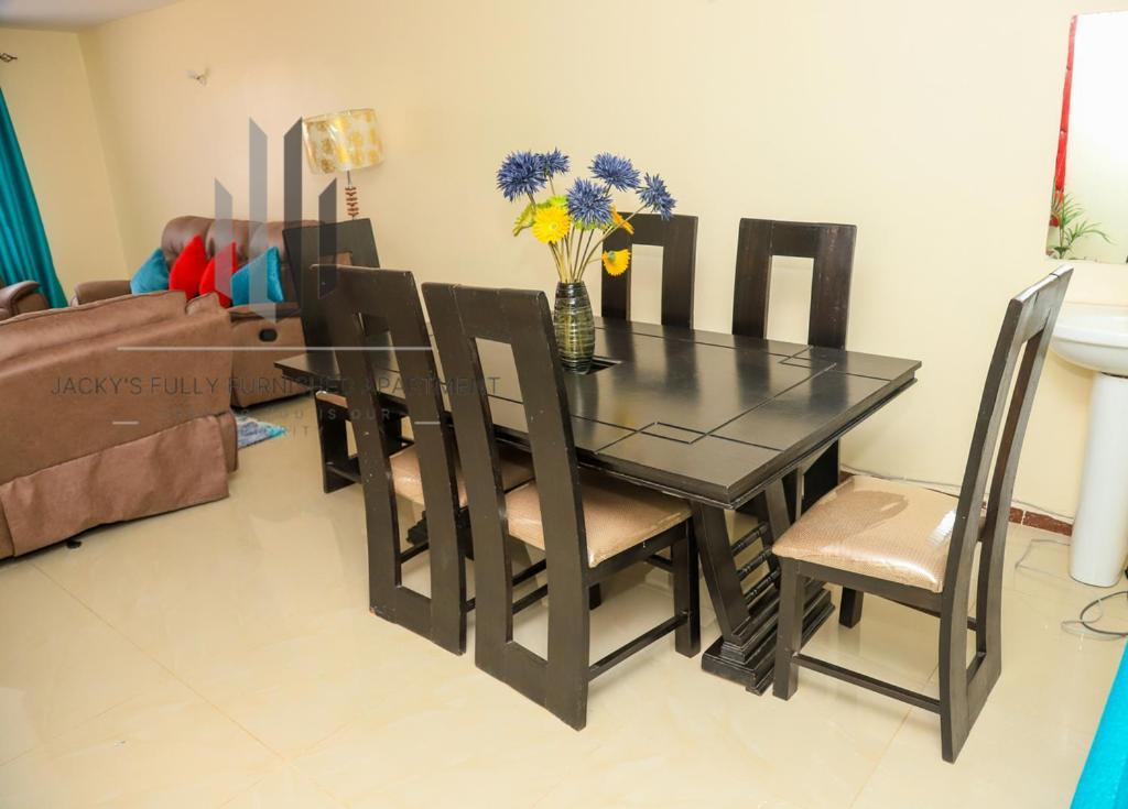 Jacky'S Milimani Suites Nakuru Eksteriør billede